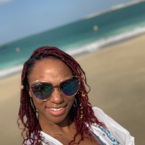 Meet your Posher, Tarha